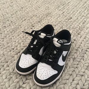 Nike Jordan lows panda edition